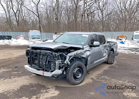 2024 Toyota Tundra Crewmax Platinum из США, поврежденный, VIN 5TFNA5EC7RX031348